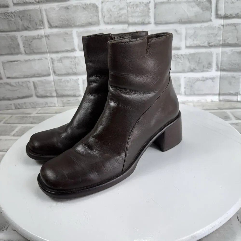 Diba Women's Size 8 VINTAGE Brown Leather Block Heel Chunky Y2K Zip Boots
